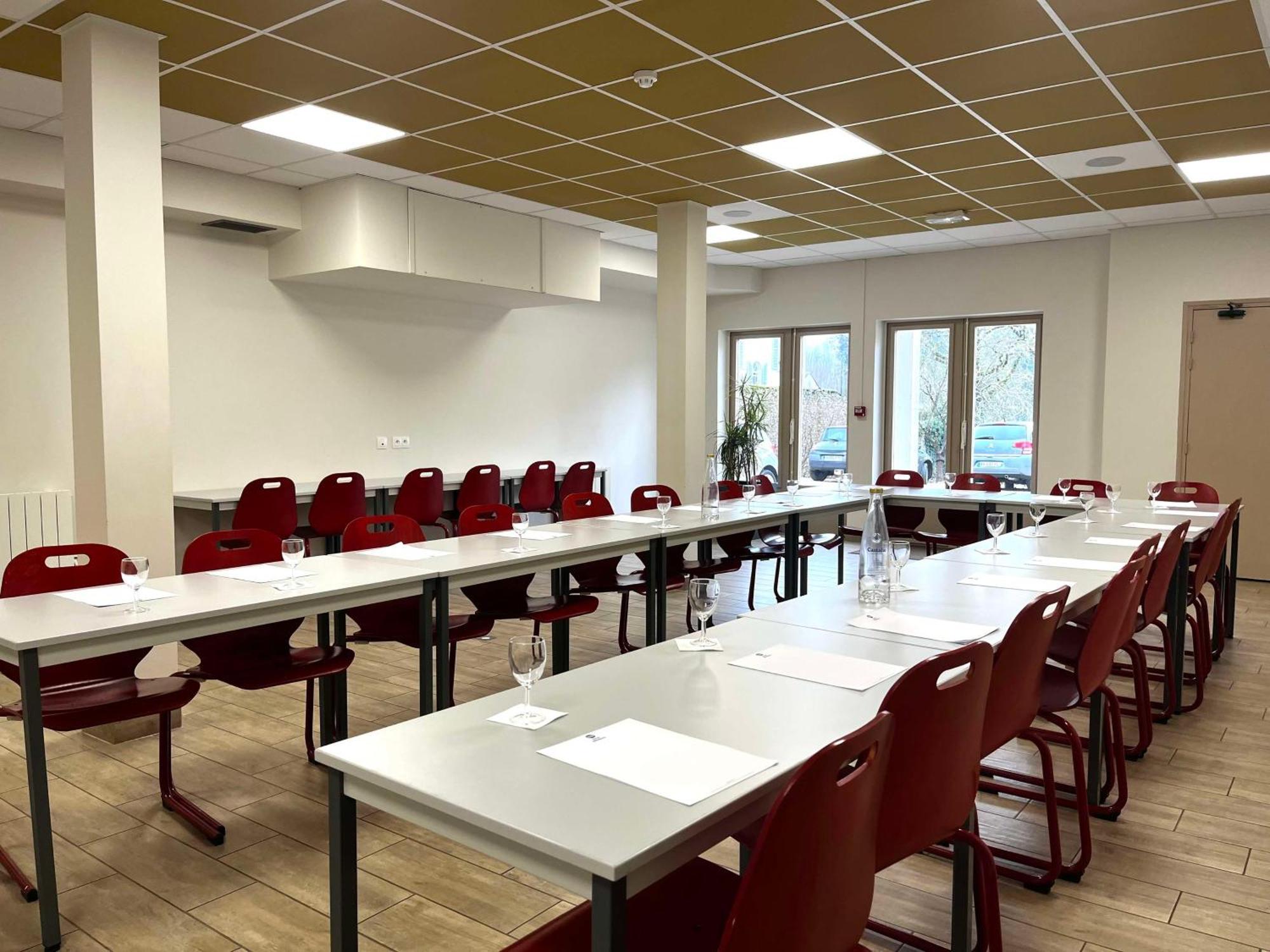 Best Western Blanche De Castille Dourdan Luaran gambar
